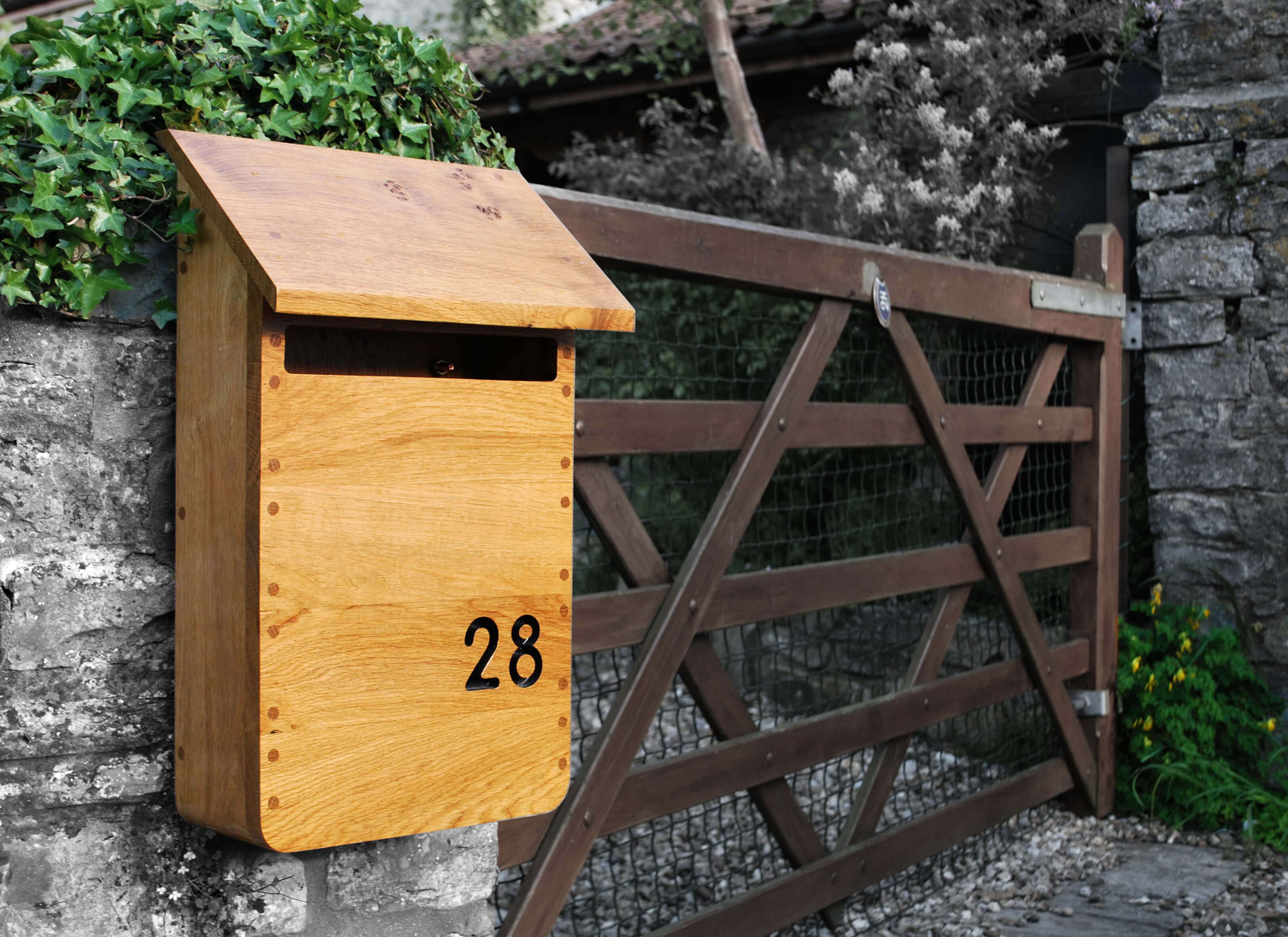 oak post box