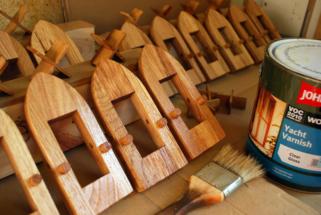 toy paddle boat varnishing