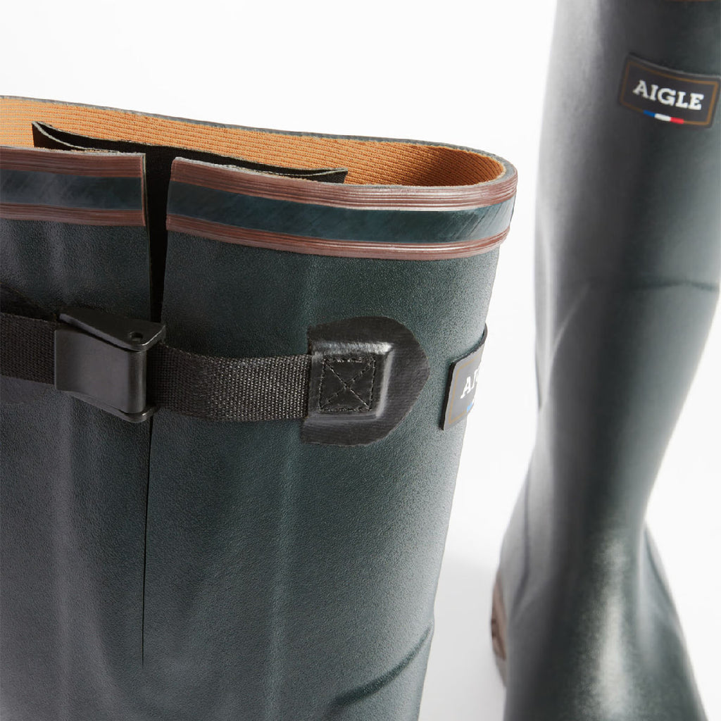 Adjustable gusset on the Aigle Parcours (2) Vario Wellington Boot